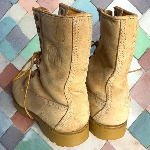 Timberland VTG Tan Lace-Up Boots Men’s Sz 7W Oil Resistant - Picture 2 of 8